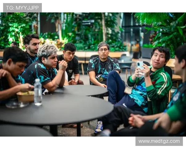 DOTA2战术解析：深入探讨LNG战队的盯防体系与战略布局