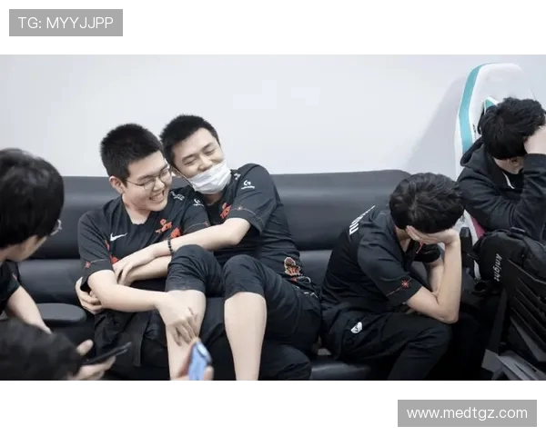 DOTA2战术深度解析：TES战队的策略与执行全景剖析