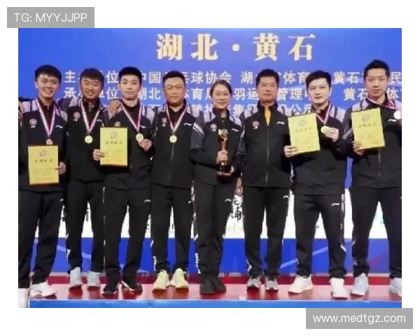 上海羽毛球队在世界锦标赛积分榜上以74分稳居第一名继续向冠军发起冲击 上海羽毛球队在世界锦标赛积分榜上以74分稳居第一名继续向冠军发起冲击
