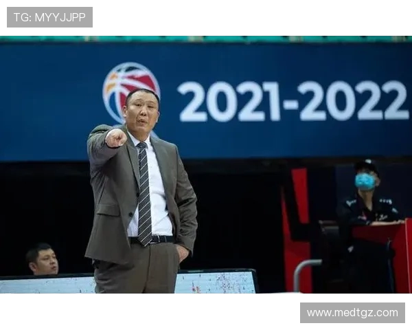 成都篮球队控制体系解析与战术创新研究