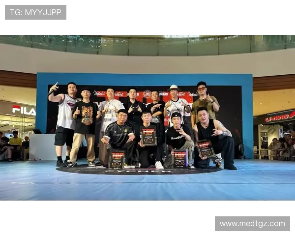 武汉街舞队荣登全国街舞排行榜第六名展现青春活力与团队精神