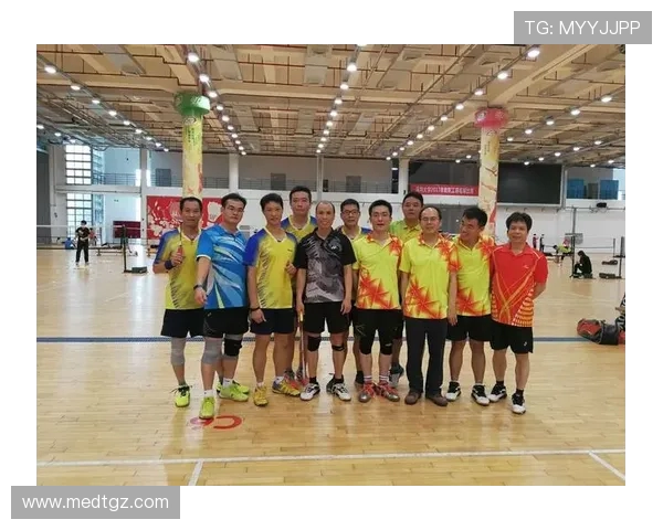 深入分析重庆羽毛球队包夹战术的优势与应用策略 深入分析重庆羽毛球队包夹战术的优势与应用策略