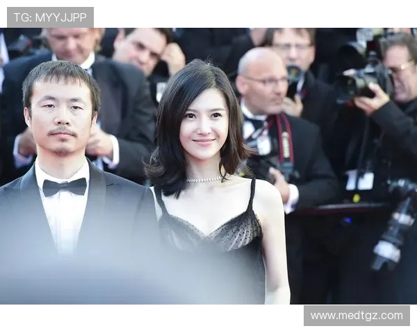 中华台女与中国女的文化碰撞与身份认同探讨