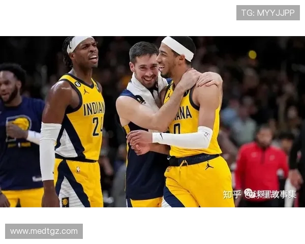 火箭队与步行者队激战正酣谁能在这场对决中笑到最后 火箭队与步行者队激战正酣谁能在这场对决中笑到最后