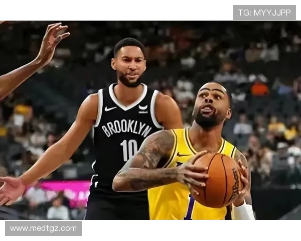 篮网与骑士下半场激战回顾球员表现与战术分析全景呈现 篮网与骑士下半场激战回顾球员表现与战术分析全景呈现