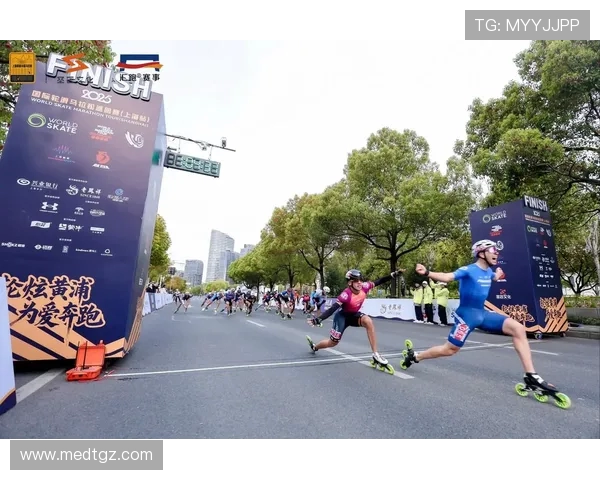 城市马拉松点评：杭州滑板队展现出色实力与团队精神的精彩表现