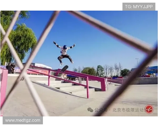 北京滑板队在极限运动联赛中的默契配合与精彩表现分析