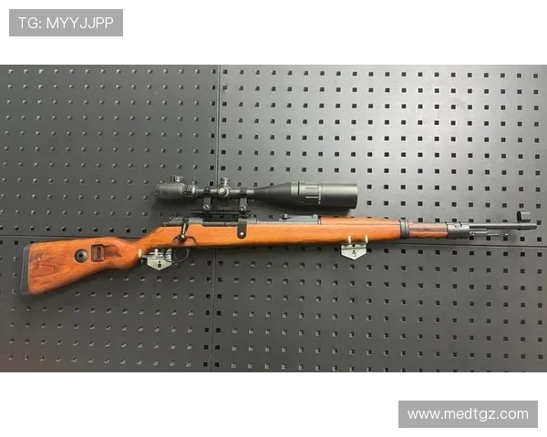 和平精英战术解析LNG战队的阵地战策略与实战应用